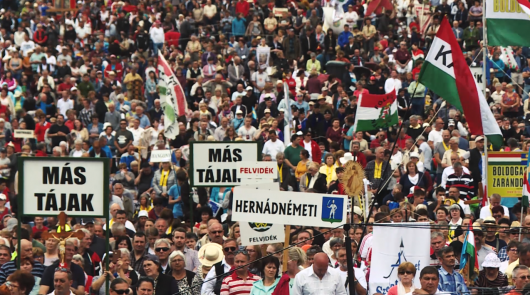 Hungarikum lett a csíksomlyói pünkösdi búcsú Hungarikum lett a csíksomlyói pünkösdi búcsú